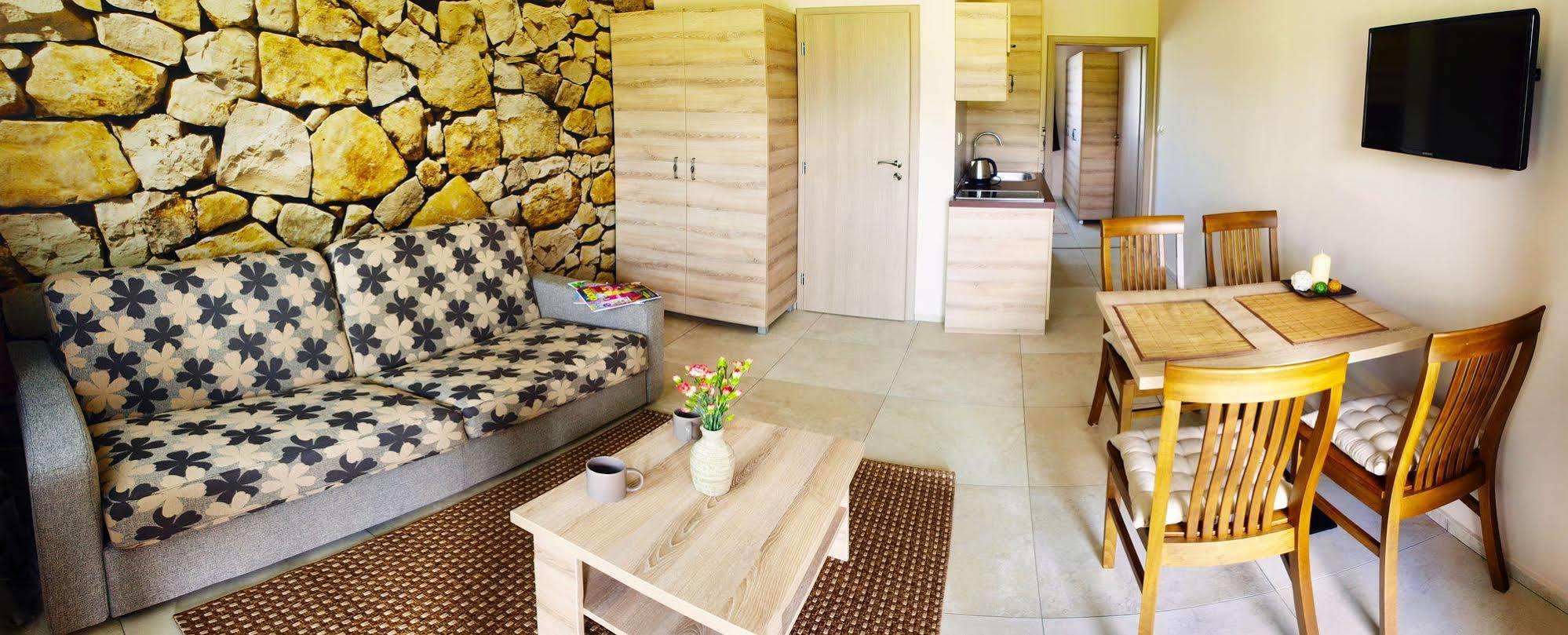 Hilson Jasna - Garden Resort Lipótszentmiklós Kültér fotó